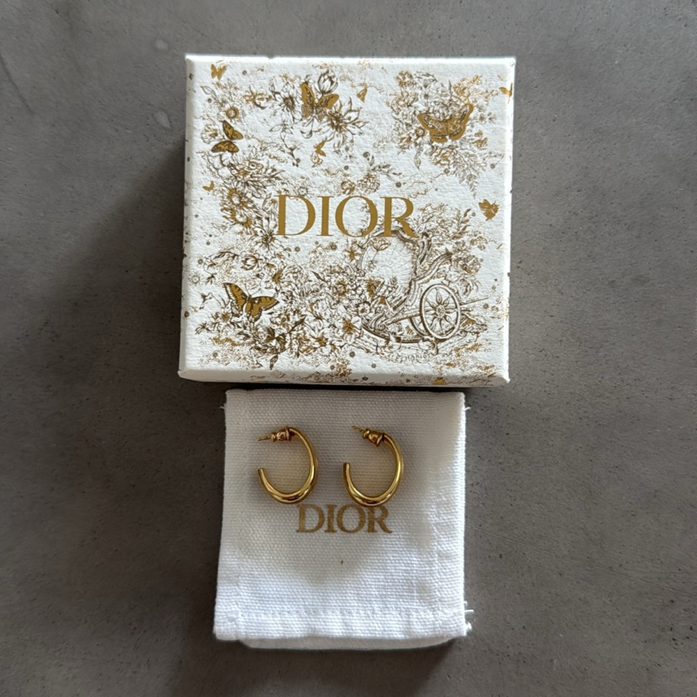 Dior Code Earrings